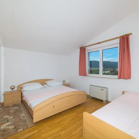 Ostanak kod kuće Poolside Escape Kastela