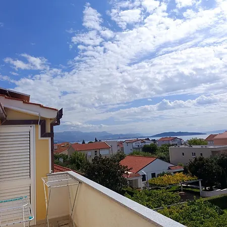Poolside Escape Kaštela